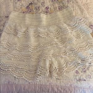 White lace shorts
